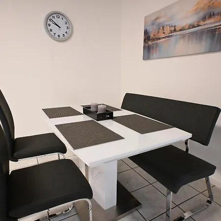 Steinheim Apartment *
